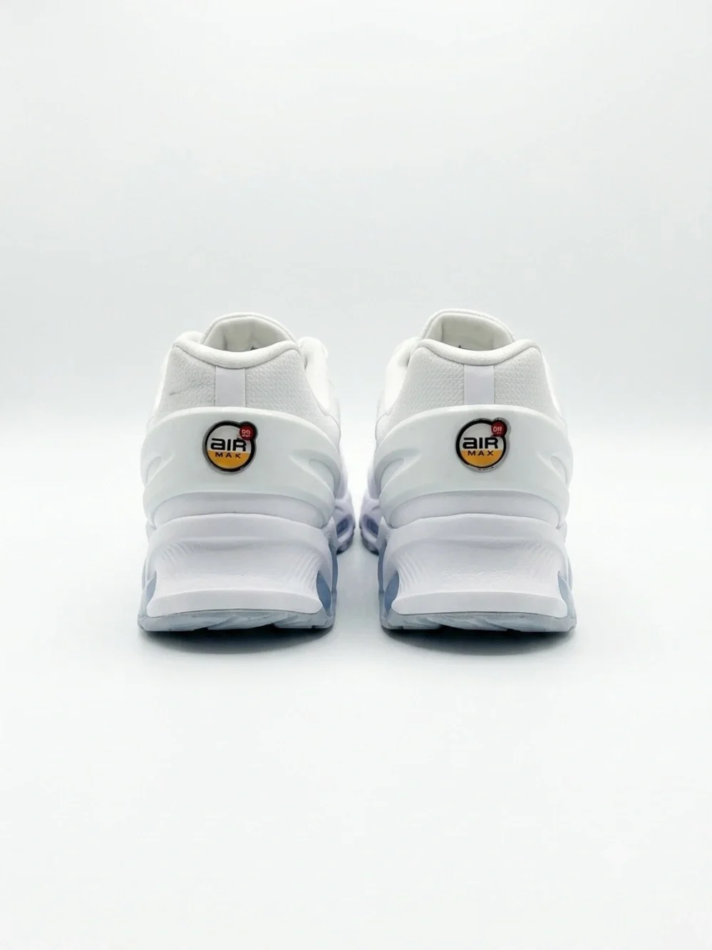 Nike minimalist white